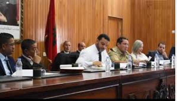 رصد 45 مليون لاقتناء سيارة للرئيس يشعلها بالمجلس الجماعي لآسفي...